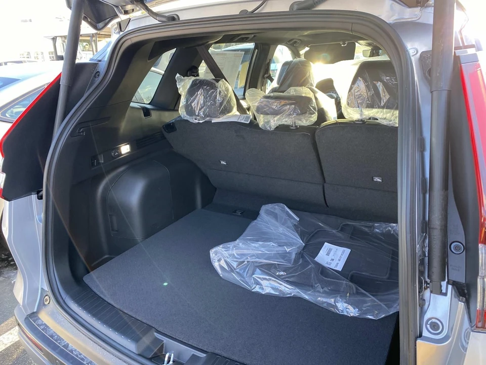 2026 Honda CR-V 6th Gen - Image 4 of 16