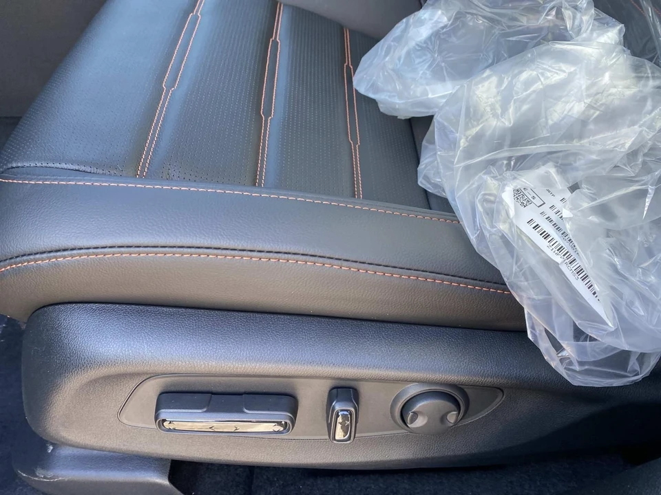 2026 Honda CR-V 6th Gen - Image 10 of 16
