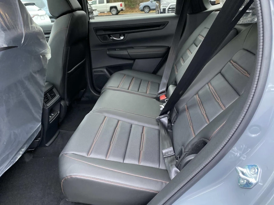 2026 Honda CR-V 6th Gen - Image 8 of 15