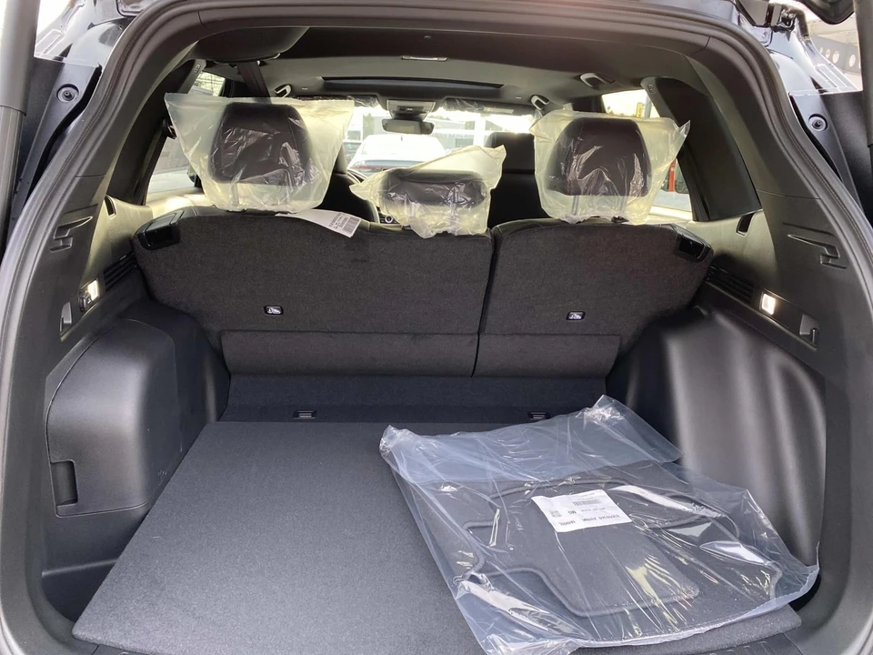 2026 Honda CR-V 6th Gen - Image 5 of 16