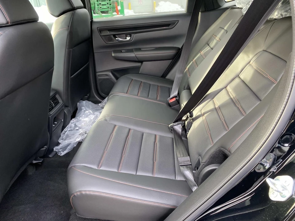 2026 Honda CR-V 6th Gen - Image 7 of 16