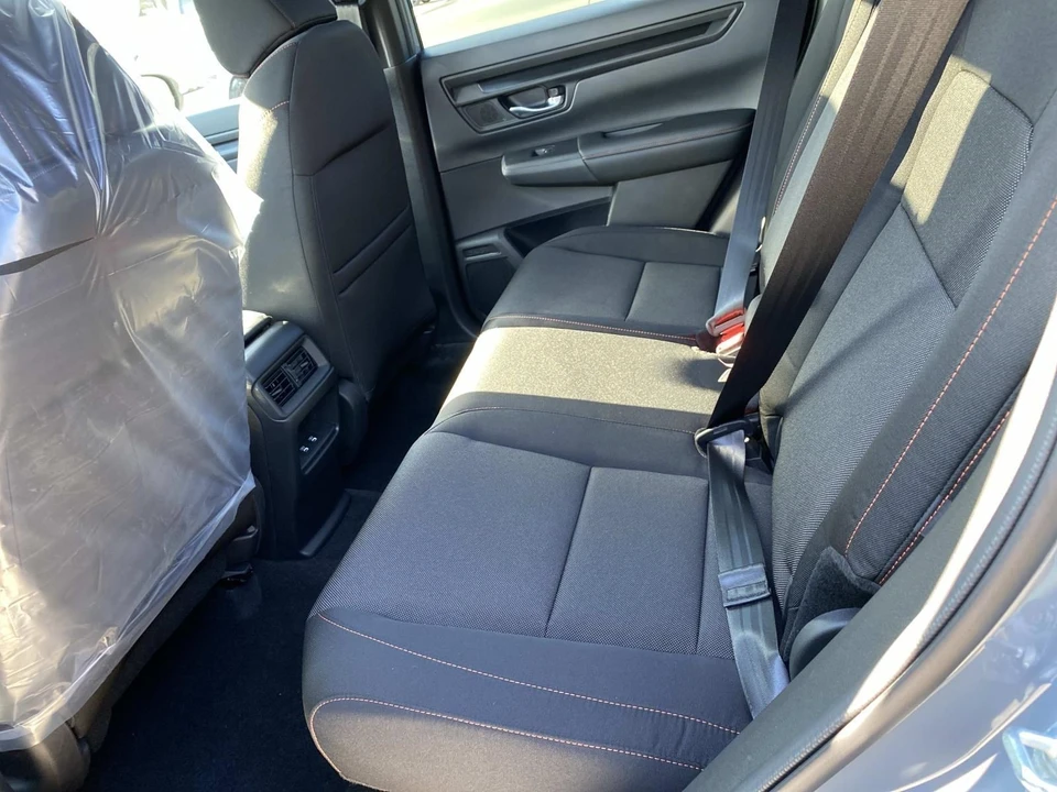 2026 Honda CR-V 6th Gen - Image 6 of 13