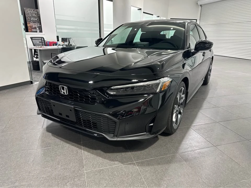 2026 Honda Civic 11th Gen - Image 2 of 5