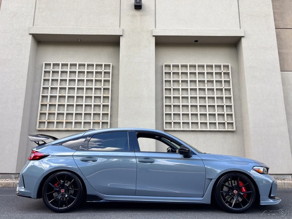 2026 Honda FL5 Civic Type R - Image 5 of 24