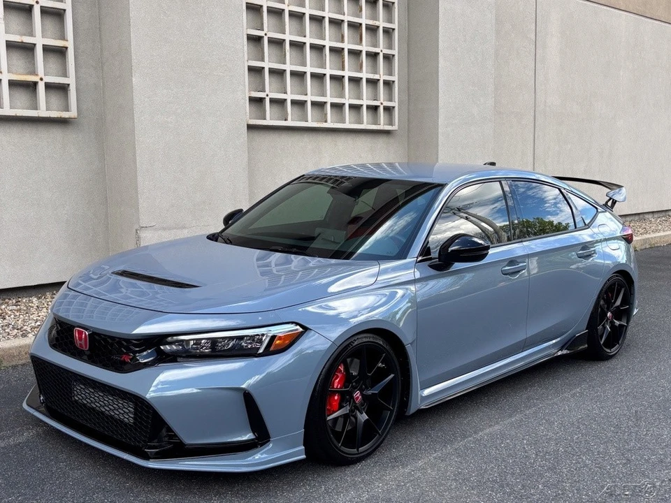 2026 Honda FL5 Civic Type R - Image 4 of 24