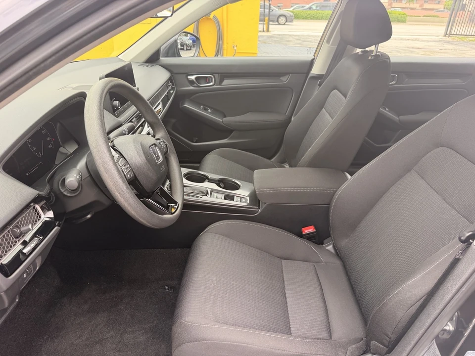 2026 Honda Civic 11th Gen - Image 17 of 24