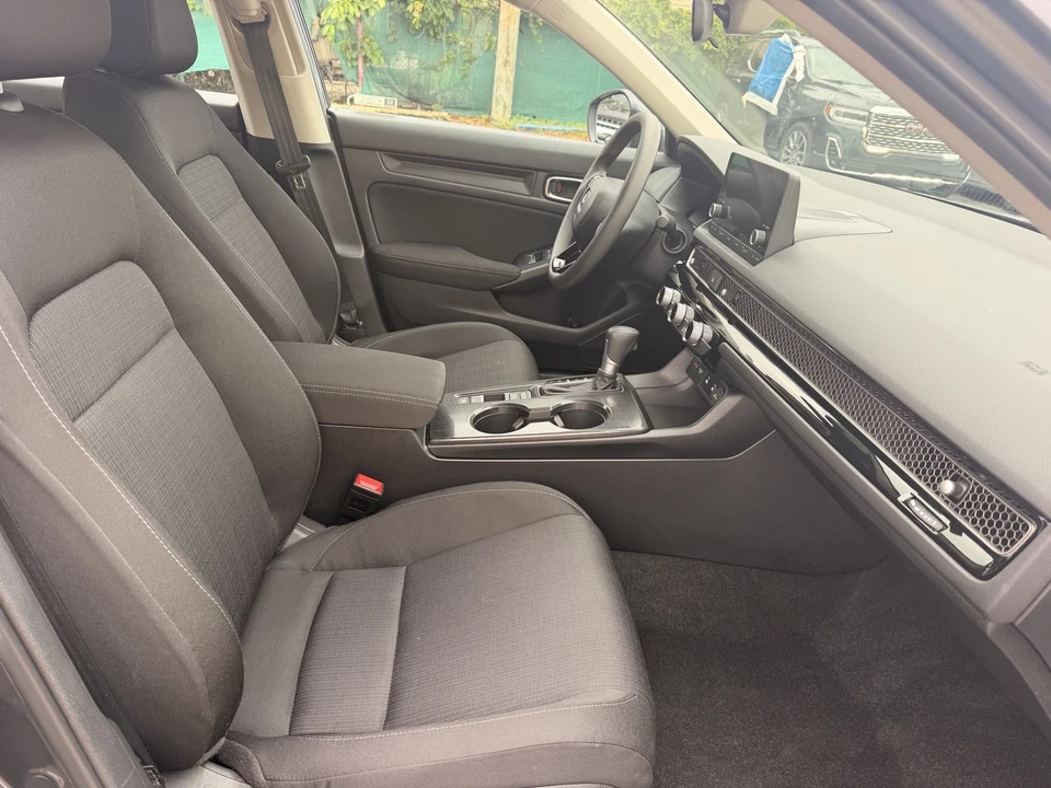 2026 Honda Civic 11th Gen - Image 18 of 24