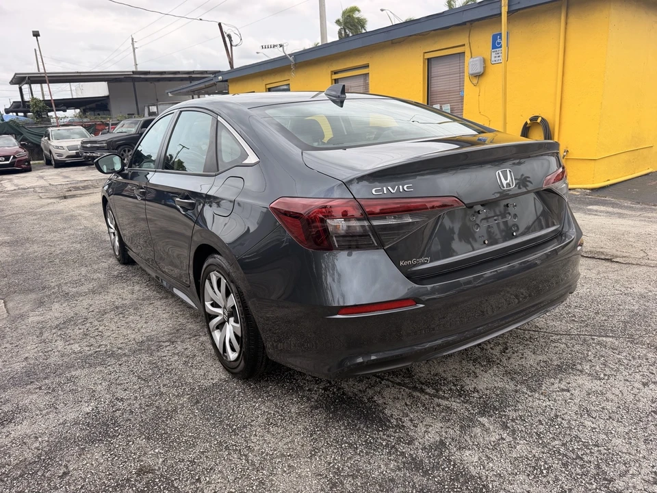 2026 Honda Civic 11th Gen - Image 15 of 24