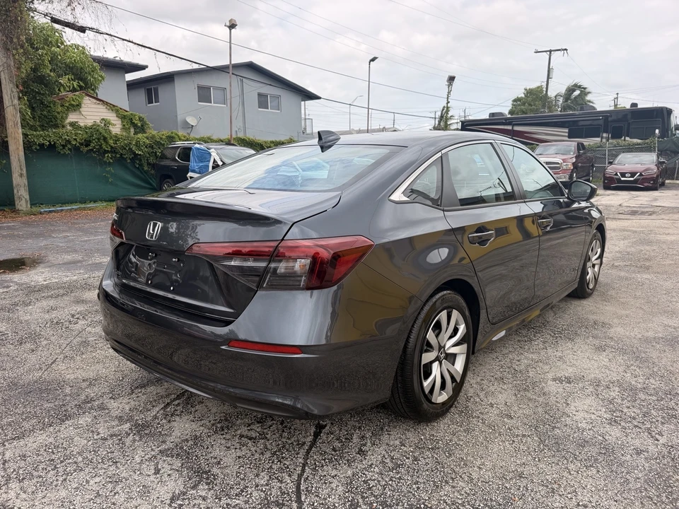2026 Honda Civic 11th Gen - Image 12 of 24