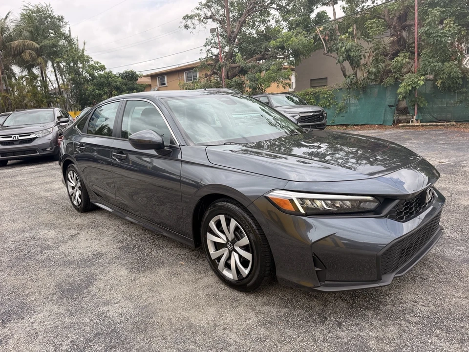 2026 Honda Civic 11th Gen - Image 9 of 24