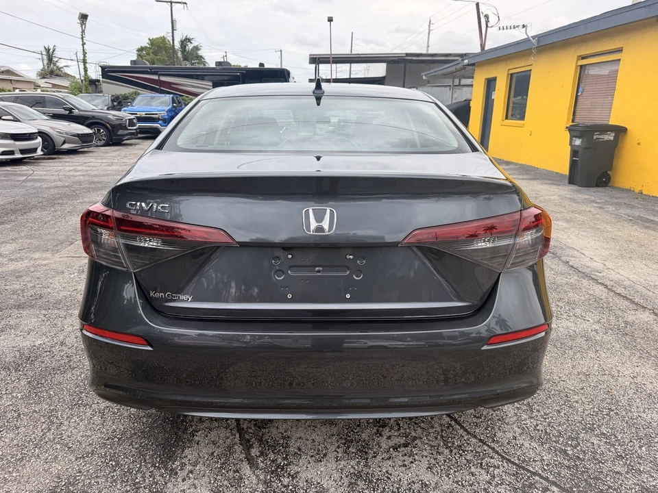 2026 Honda Civic 11th Gen - Image 14 of 24