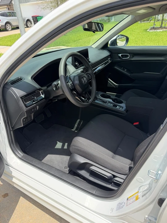 2026 Honda Civic 11th Gen - Image 10 of 16