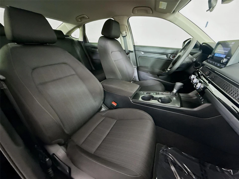 2026 Honda Civic 11th Gen - Image 16 of 21