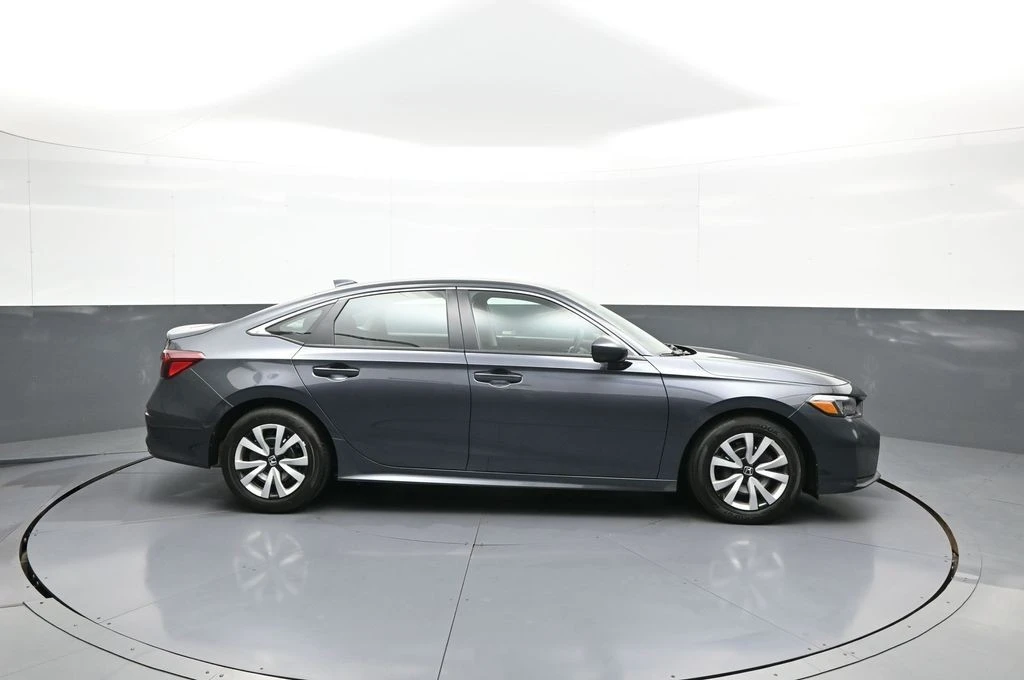 2026 Honda Civic 11th Gen - Image 5 of 31