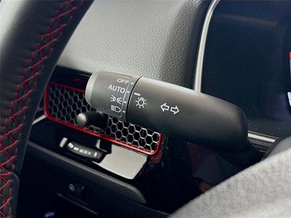 2026 Honda Civic 11th Gen - Image 4 of 15