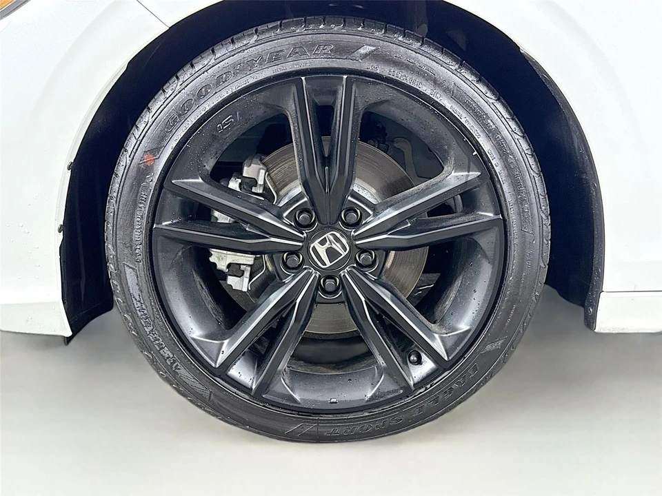 2026 Honda Civic 11th Gen - Image 13 of 15