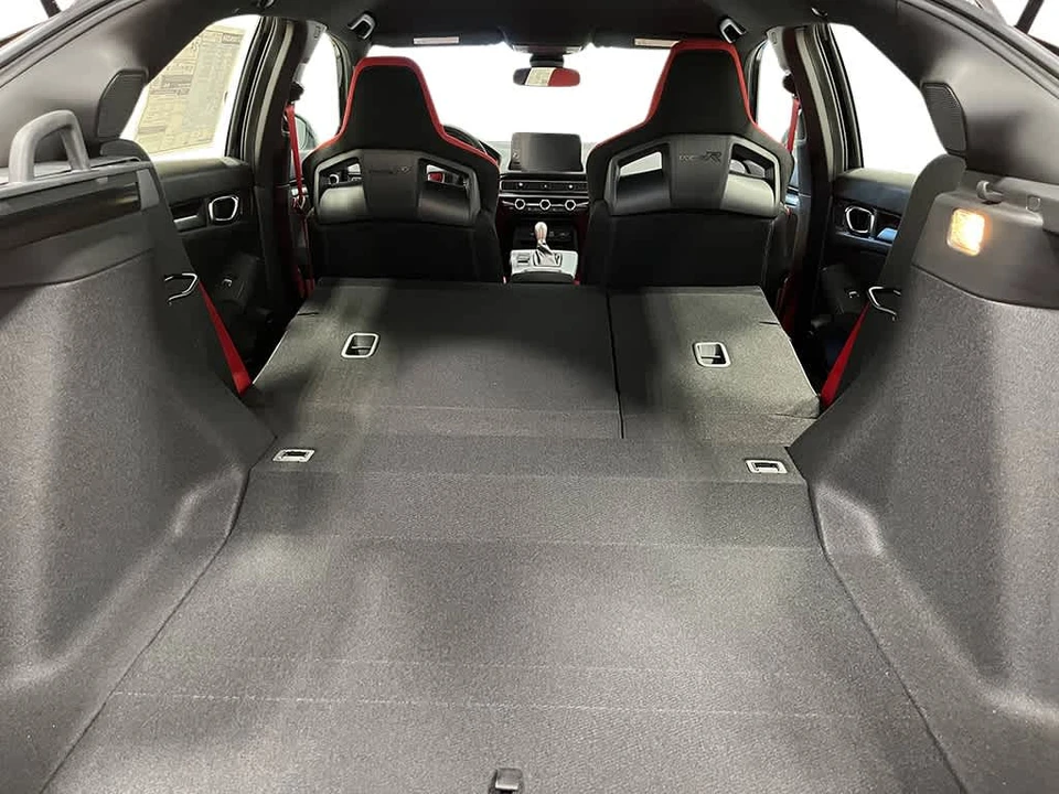 2026 Honda Civic 11th Gen - Image 28 of 31
