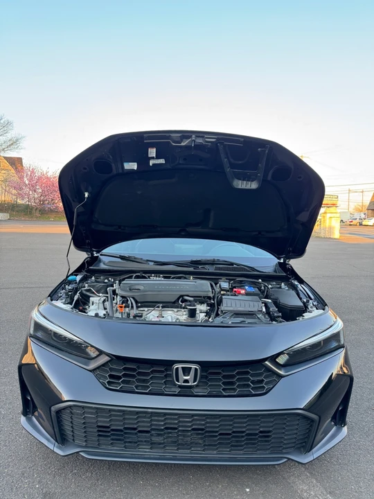 2026 Honda Civic 11th Gen - Image 16 of 18