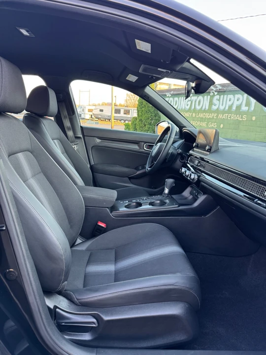 2026 Honda Civic 11th Gen - Image 13 of 18