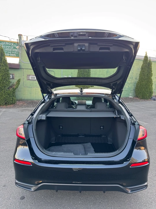 2026 Honda Civic 11th Gen - Image 15 of 18