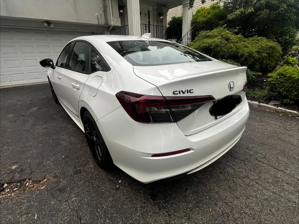 2026 Honda Civic 11th Gen - Image 8 of 14
