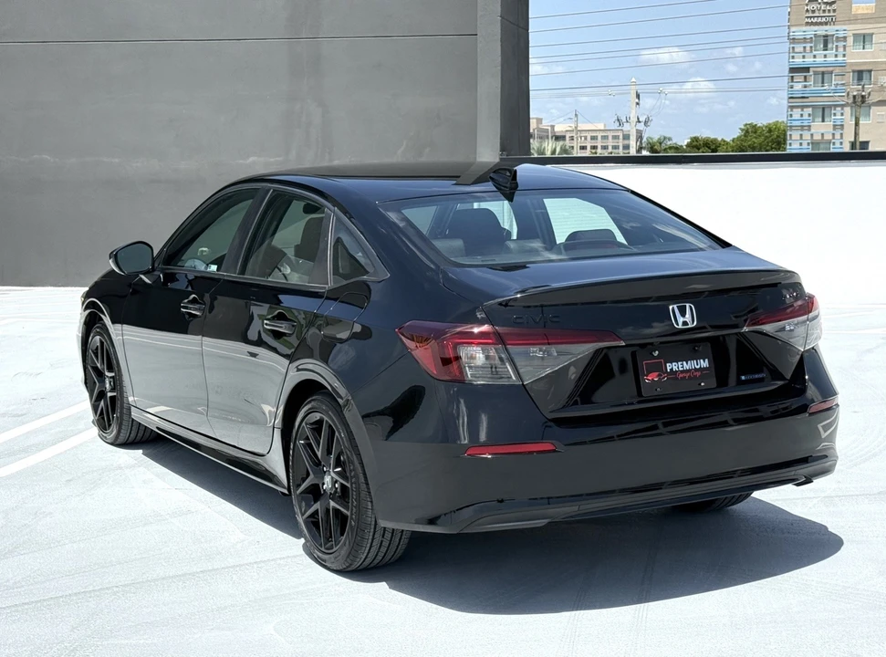 2026 Honda Civic 11th Gen - Image 12 of 17