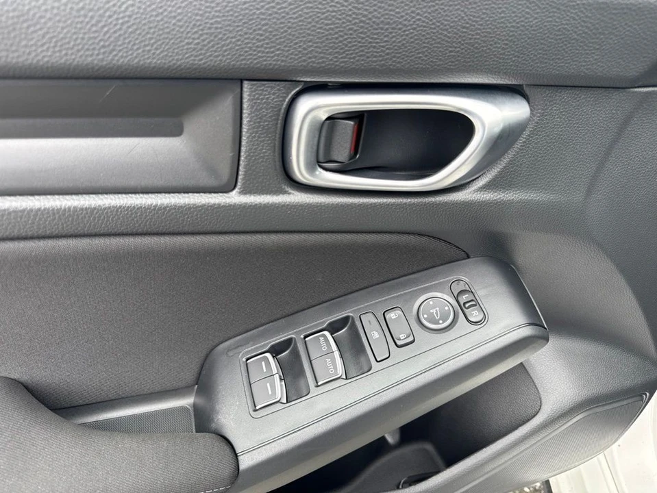 2026 Honda Civic 11th Gen - Image 22 of 31