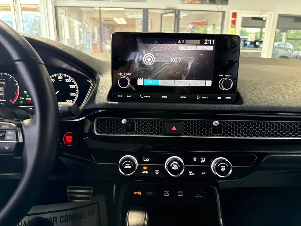 2026 Honda Civic 11th Gen - Image 16 of 31