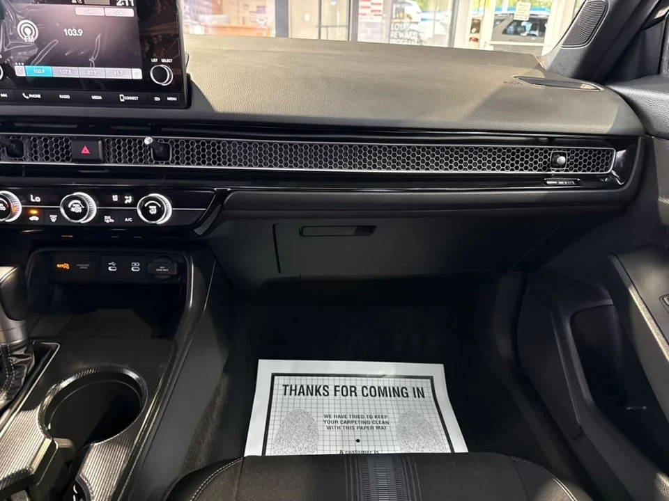 2026 Honda Civic 11th Gen - Image 20 of 31