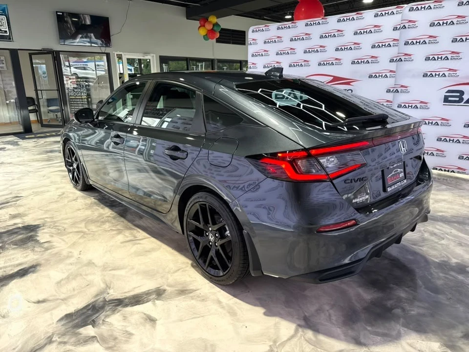 2026 Honda Civic 11th Gen - Image 9 of 31