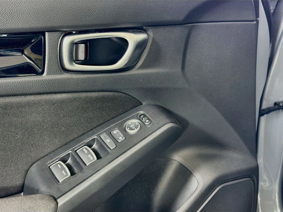 2026 Honda Civic 11th Gen - Image 21 of 31