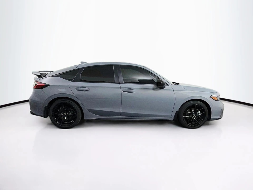 2026 Honda Civic 11th Gen - Image 9 of 31