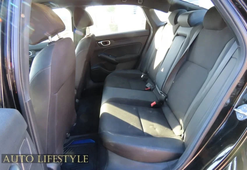 2026 Honda Civic 11th Gen - Image 23 of 31