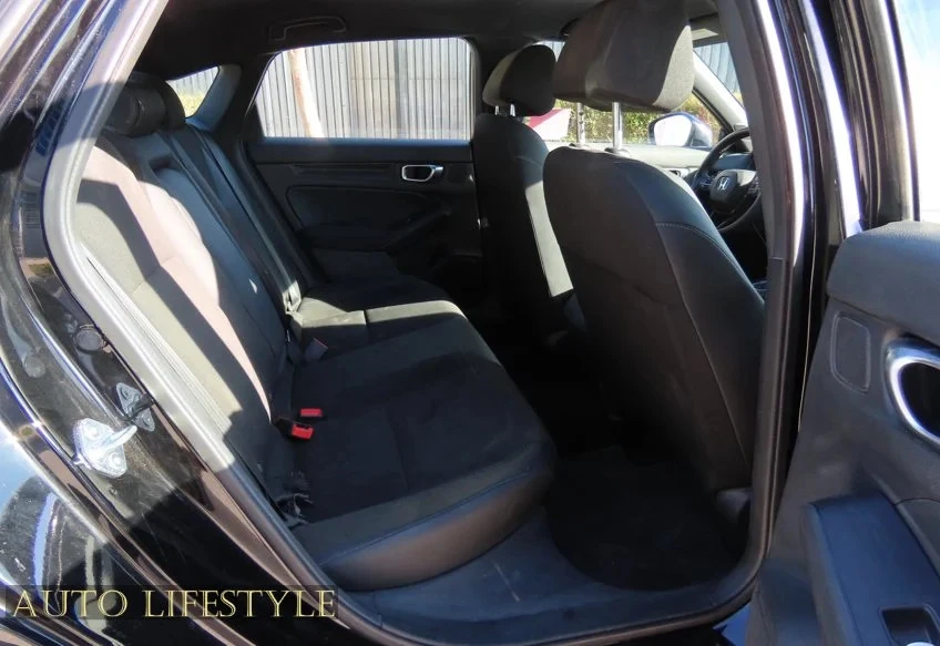 2026 Honda Civic 11th Gen - Image 24 of 31