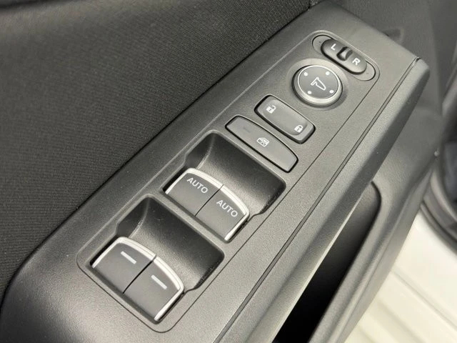 2026 Honda Civic 11th Gen - Image 18 of 31