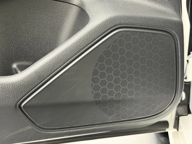 2026 Honda Civic 11th Gen - Image 19 of 31
