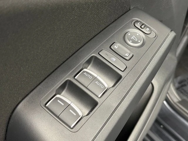 2026 Honda Civic 11th Gen - Image 18 of 31