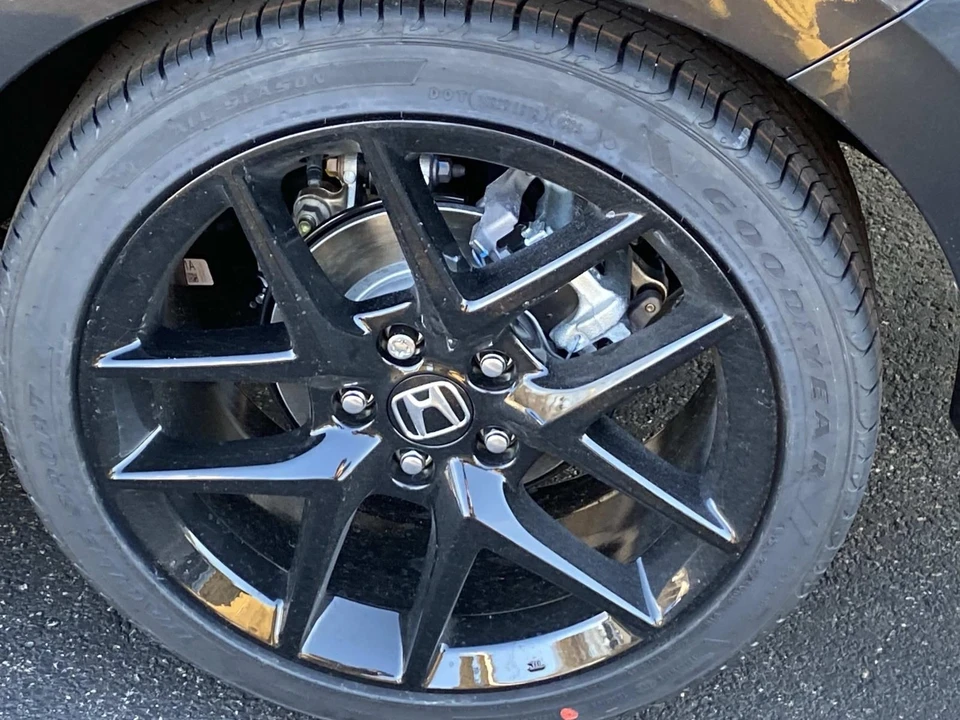 2026 Honda Civic 11th Gen - Image 5 of 14