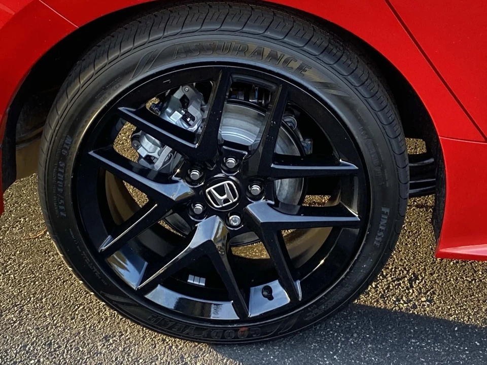 2026 Honda Civic 11th Gen - Image 4 of 14