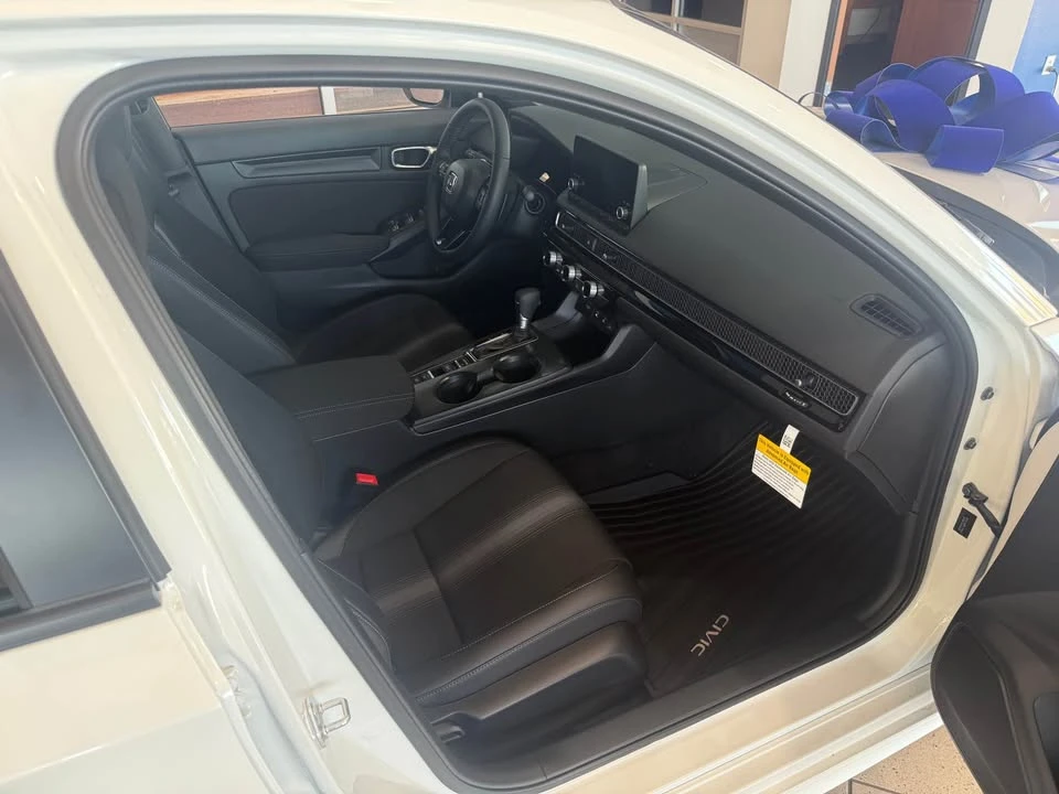 2026 Honda Civic 11th Gen - Image 7 of 13