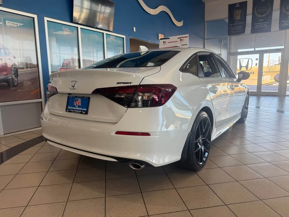 2026 Honda Civic 11th Gen - Image 8 of 13