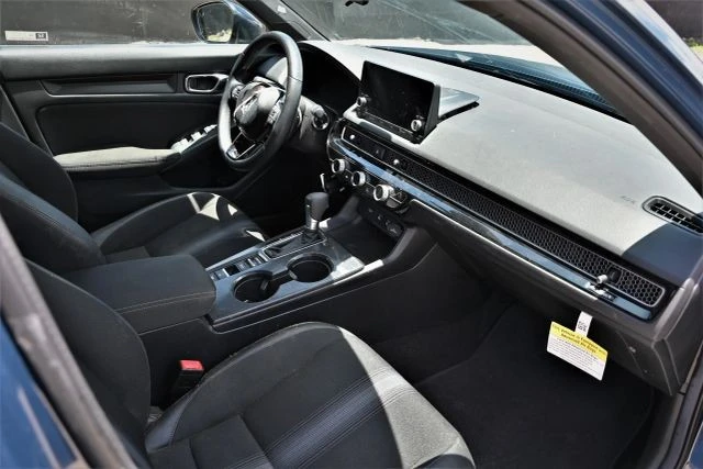 2026 Honda Civic 11th Gen - Image 12 of 16
