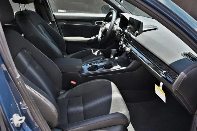 2026 Honda Civic 11th Gen - Image 11 of 16