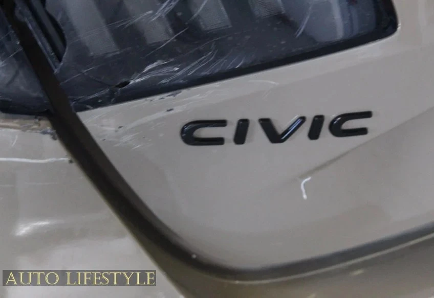 2026 Honda Civic 11th Gen - Image 24 of 31