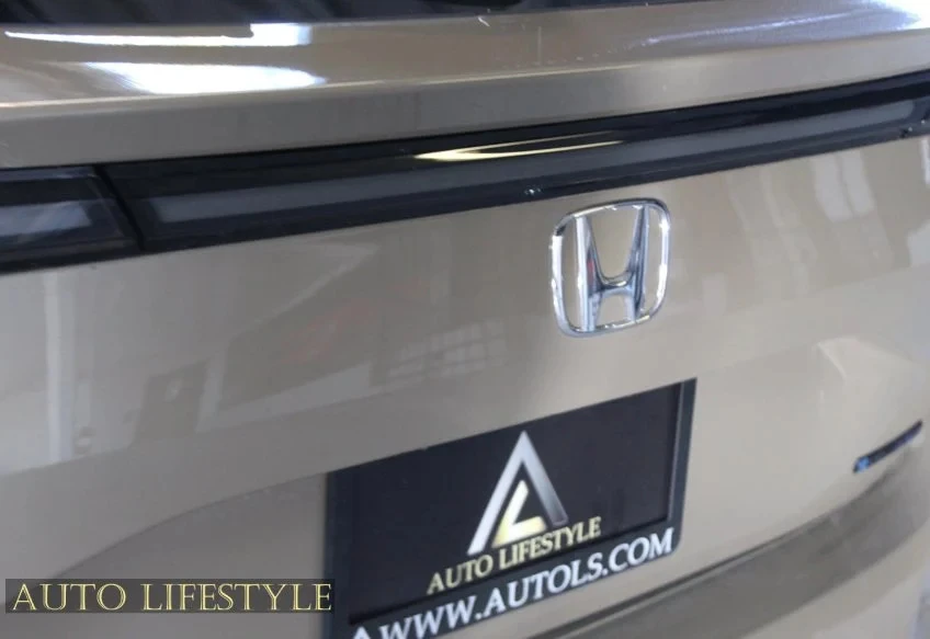 2026 Honda Civic 11th Gen - Image 22 of 31