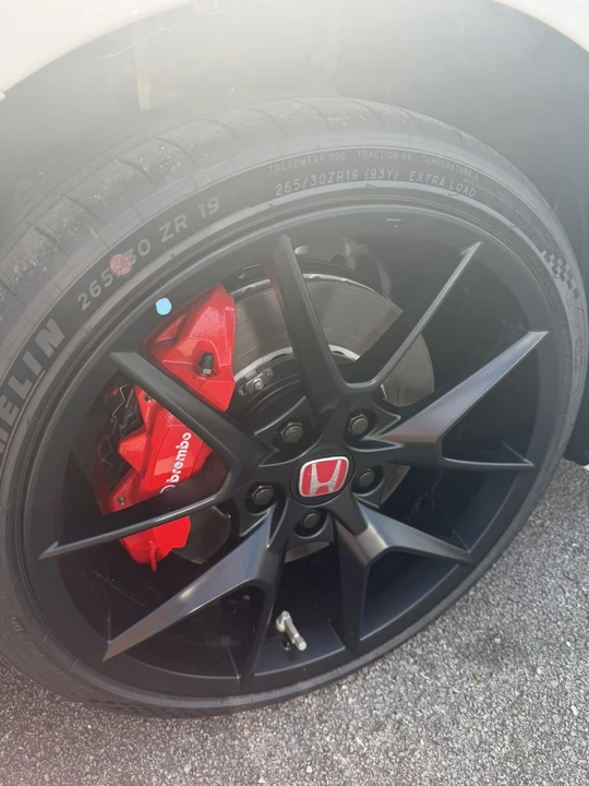 2026 Honda FL5 Civic Type R - Image 8 of 8