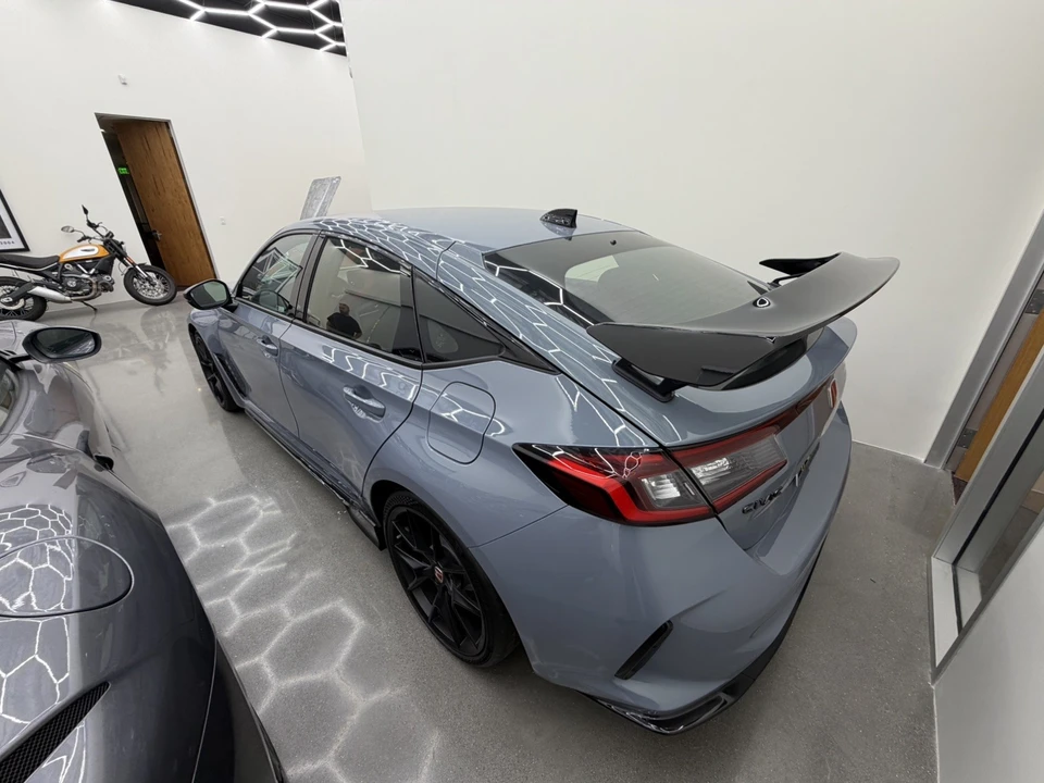 2026 Honda FL5 Civic Type R - Image 9 of 9