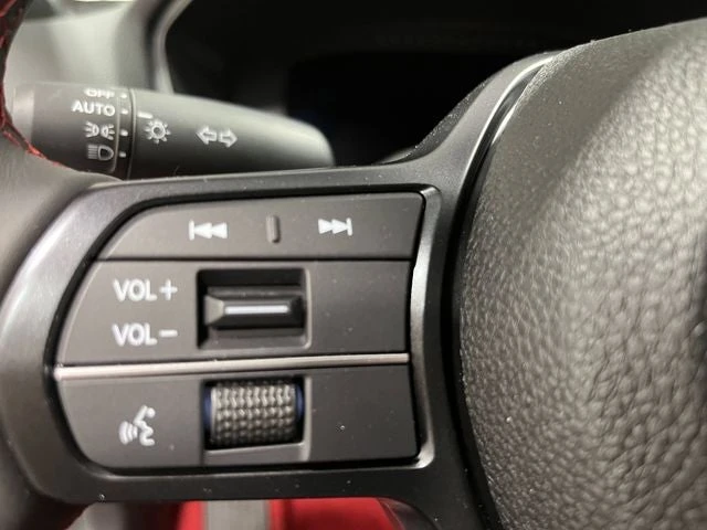 2026 Honda FL5 Civic Type R - Image 14 of 31