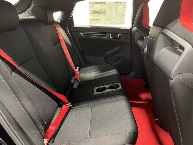2026 Honda FL5 Civic Type R - Image 24 of 31