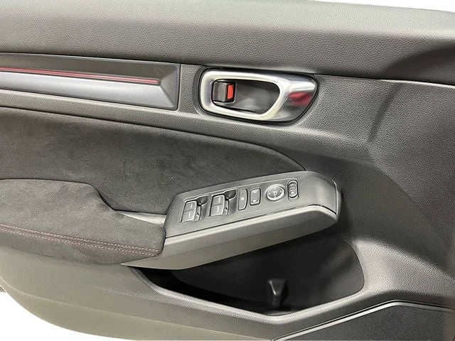 2026 Honda FL5 Civic Type R - Image 8 of 31